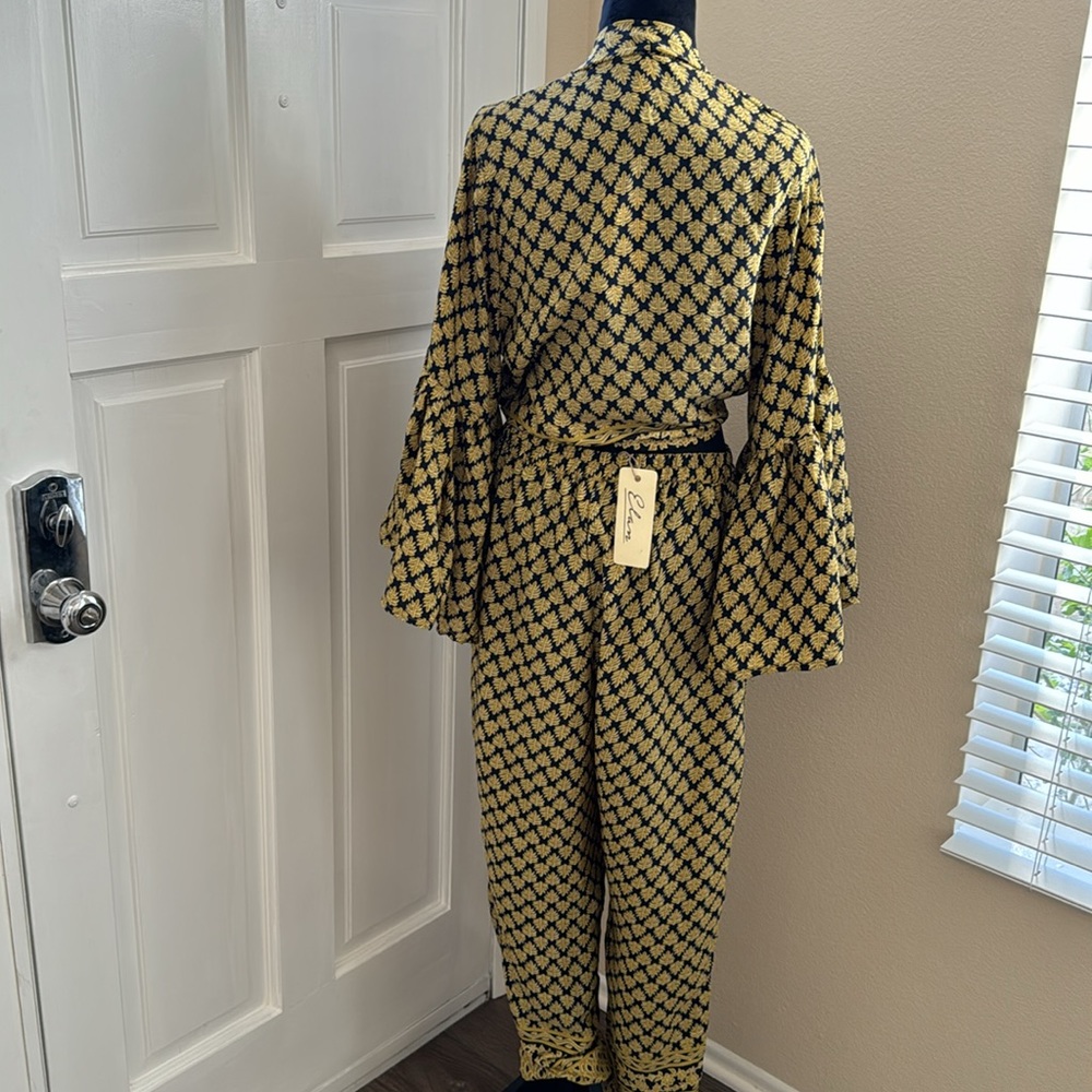 2 piece outfit - Picture 4 of 6